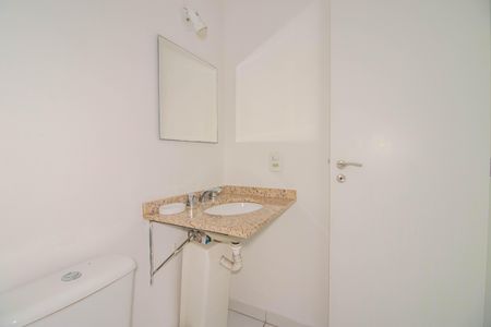 Apartamento à venda com 67m², 2 quartos e 1 vagaBanheiro Social