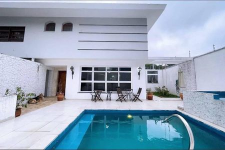 Casa à venda com 560m², 5 quartos e 4 vagas