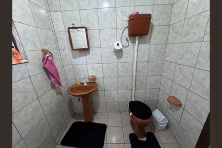 Casa à venda com 120m², 3 quartos e 2 vagasBanheiro