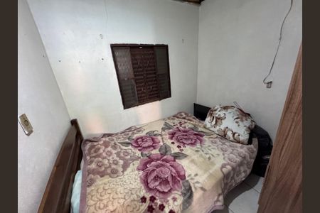 Casa à venda com 120m², 3 quartos e 2 vagasQuarto 3
