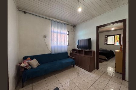 Casa à venda com 120m², 3 quartos e 2 vagasSala