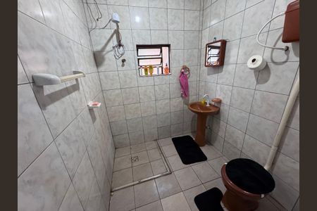 Casa à venda com 120m², 3 quartos e 2 vagasBanheiro