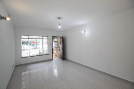 Casa para alugar com 300m², 3 quartos e 5 vagas Casa para alugar com 300m², 3 quartos e 5 vagasSala 1