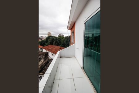 Casa para alugar com 300m², 3 quartos e 5 vagas Casa para alugar com 300m², 3 quartos e 5 vagasVaranda