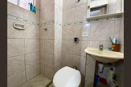 Apartamento à venda com 72m², 3 quartos e 1 vaga Apartamento à venda com 72m², 3 quartos e 1 vagaBanheiro de Serviço