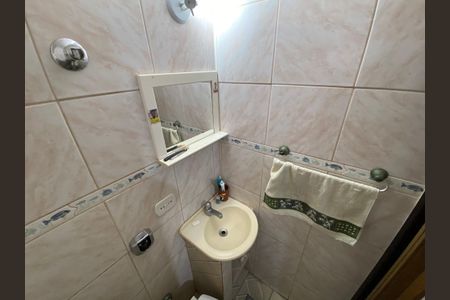 Apartamento à venda com 72m², 3 quartos e 1 vaga Apartamento à venda com 72m², 3 quartos e 1 vagaBanheiro de Serviço