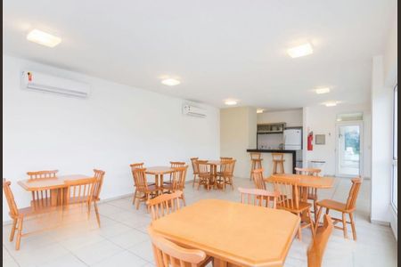 Casa de condomínio à venda com 157m², 3 quartos e 2 vagas Casa de condomínio à venda com 157m², 3 quartos e 2 vagasÁrea comum