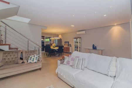 Casa de condomínio à venda com 157m², 3 quartos e 2 vagas Casa de condomínio à venda com 157m², 3 quartos e 2 vagasSala