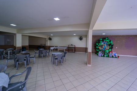 Apartamento para alugar com 51m², 2 quartos e 1 vagaÁrea comum - Salão de festas