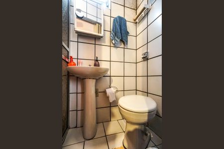 Apartamento à venda com 70m², 2 quartos e 1 vagaBanheiro da suíte