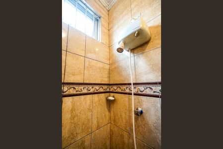 Apartamento à venda com 70m², 2 quartos e 1 vagaChuveiro