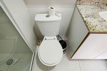 Apartamento para alugar com 59m², 2 quartos e 1 vaga Apartamento para alugar com 59m², 2 quartos e 1 vagaBanheiro do Quarto 2