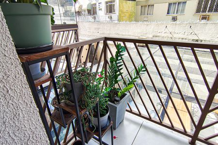 Apartamento para alugar com 59m², 2 quartos e 1 vaga Apartamento para alugar com 59m², 2 quartos e 1 vagaVaranda da Sala