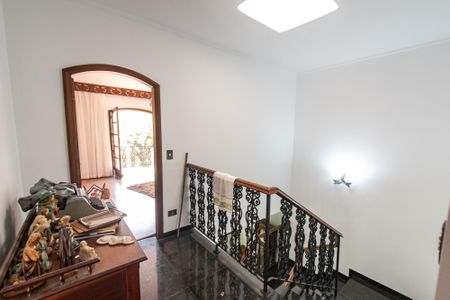 Casa à venda com 379m², 4 quartos e 8 vagasHall dos quartos