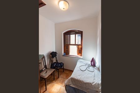 Casa à venda com 379m², 4 quartos e 8 vagasQuarto de serviço 1