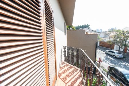 Casa à venda com 379m², 4 quartos e 8 vagasVaranda da suíte 1