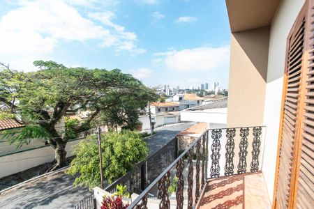 Casa à venda com 379m², 4 quartos e 8 vagasVaranda da suíte 1