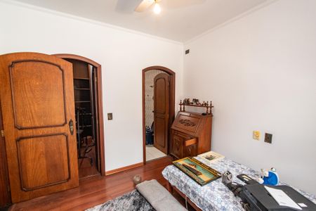 Casa à venda com 379m², 4 quartos e 8 vagasSuíte 3