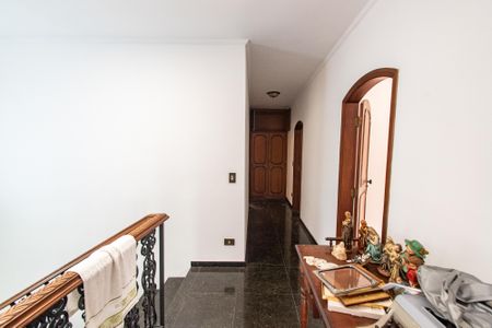 Casa à venda com 379m², 4 quartos e 8 vagasHall dos quartos