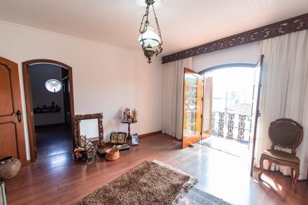 Casa à venda com 379m², 4 quartos e 8 vagasSuíte 1