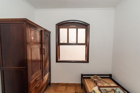 Casa à venda com 379m², 4 quartos e 8 vagasQuarto de serviço 2