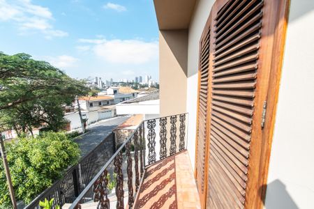 Casa à venda com 379m², 4 quartos e 8 vagasVaranda da suíte 1