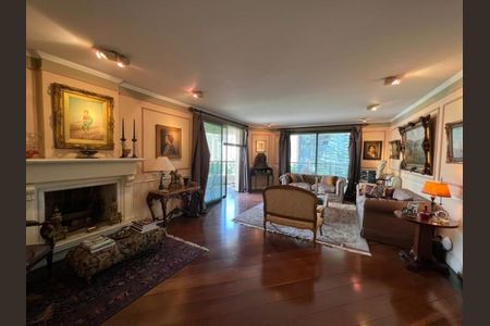 Apartamento para alugar com 4 quartos, 220m² em Jardim Paulista, São Paulo