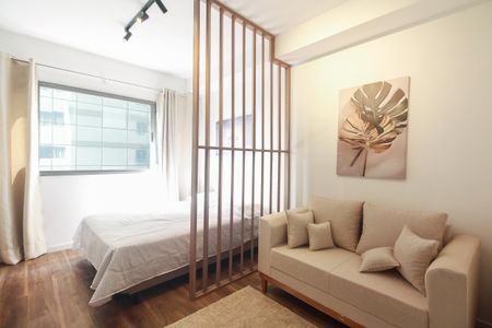 Studio à venda com 27m², 1 quarto e sem vaga Studio à venda com 27m², 1 quarto e sem vagaStudio - Sala
