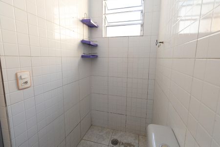 Casa para alugar com 75m², 2 quartos e sem vaga Casa para alugar com 75m², 2 quartos e sem vagaBanheiro