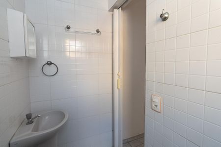 Casa para alugar com 75m², 2 quartos e sem vaga Casa para alugar com 75m², 2 quartos e sem vagaBanheiro