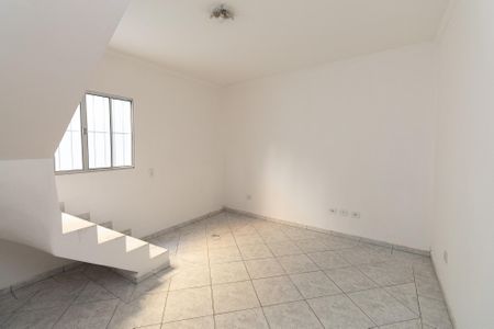 Casa para alugar com 75m², 2 quartos e sem vaga Casa para alugar com 75m², 2 quartos e sem vagaSala