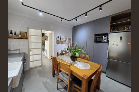 Casa à venda com 125m², 3 quartos e 2 vagas