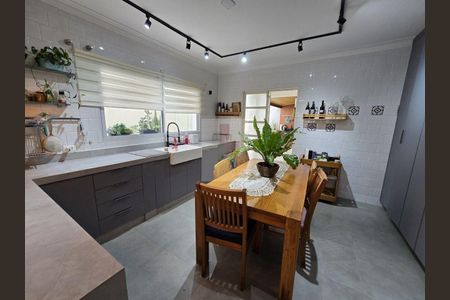 Casa à venda com 125m², 3 quartos e 2 vagas