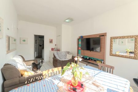Apartamento à venda com 75m², 2 quartos e 1 vagaSala