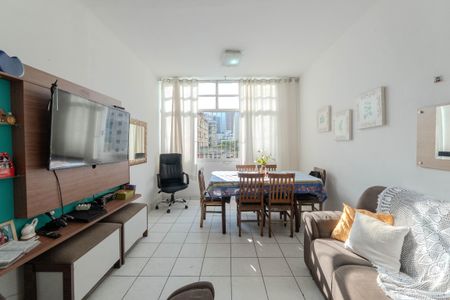 Apartamento à venda com 75m², 2 quartos e 1 vagaSala