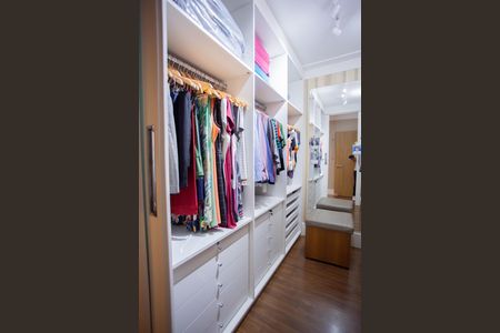 Apartamento à venda com 162m², 3 quartos e 3 vagasCloset da Suíte 1