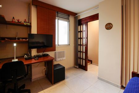 Apartamento à venda com 292m², 4 quartos e 2 vagasQuarto 1