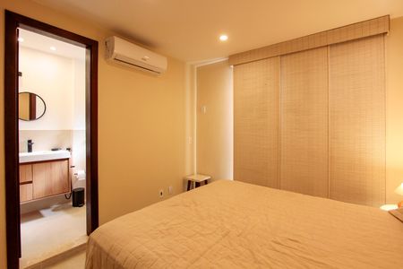 Apartamento à venda com 292m², 4 quartos e 2 vagasQuarto 3 suíte