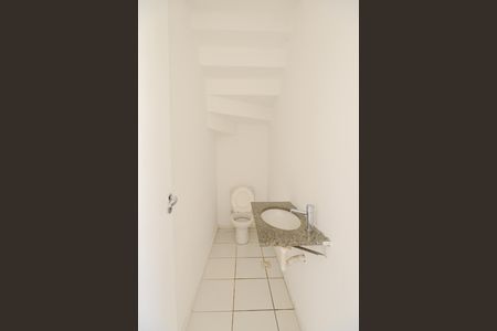 Casa de condomínio para alugar com 108m², 3 quartos e 2 vagas Casa de condomínio para alugar com 108m², 3 quartos e 2 vagasLavabo