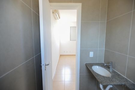 Casa de condomínio para alugar com 108m², 3 quartos e 2 vagas Casa de condomínio para alugar com 108m², 3 quartos e 2 vagasBanheiro da Suíte