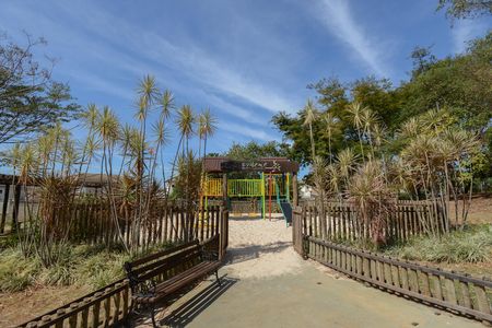 Casa de condomínio para alugar com 108m², 3 quartos e 2 vagas Casa de condomínio para alugar com 108m², 3 quartos e 2 vagasÁrea comum - Playground