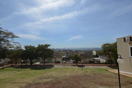 Casa de condomínio para alugar com 108m², 3 quartos e 2 vagas Casa de condomínio para alugar com 108m², 3 quartos e 2 vagasÁrea comum