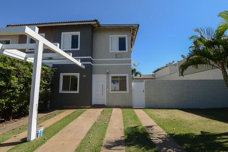 Casa de condomínio para alugar com 108m², 3 quartos e 2 vagas Casa de condomínio para alugar com 108m², 3 quartos e 2 vagasPlaquinha