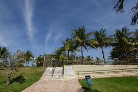 Casa de condomínio para alugar com 108m², 3 quartos e 2 vagas Casa de condomínio para alugar com 108m², 3 quartos e 2 vagasÁrea comum - Piscina