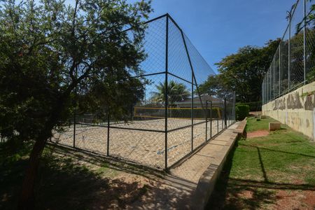 Casa de condomínio para alugar com 108m², 3 quartos e 2 vagas Casa de condomínio para alugar com 108m², 3 quartos e 2 vagasQuadra Esportiva