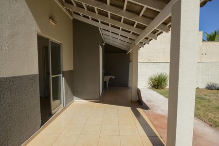 Casa de condomínio para alugar com 108m², 3 quartos e 2 vagas Casa de condomínio para alugar com 108m², 3 quartos e 2 vagasÁrea de Serviço