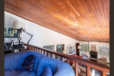 Casa à venda com 250m², 3 quartos e 4 vagas