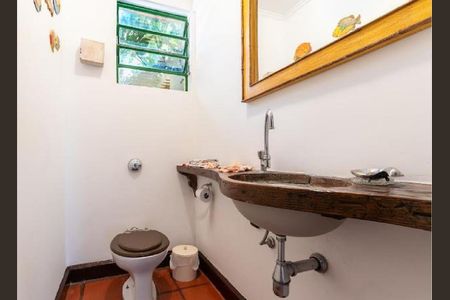 Casa à venda com 250m², 3 quartos e 4 vagas