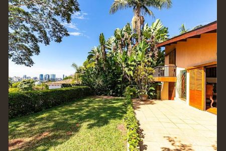 Casa à venda com 250m², 3 quartos e 4 vagas