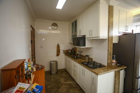 Apartamento à venda com 200m², 4 quartos e 1 vaga Apartamento à venda com 200m², 4 quartos e 1 vagaCozinha